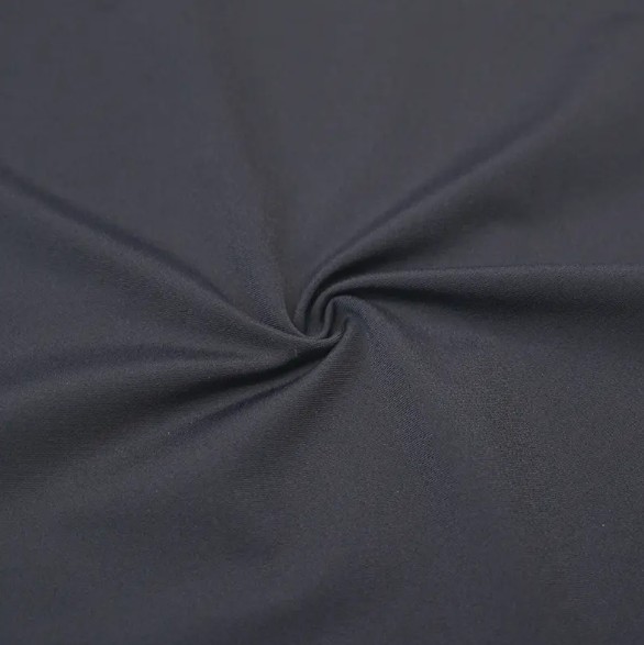 Waarom behoudt gerecycled polyester spandex fleece zijn uiterlijk en prestaties na meerdere wasbeurten?